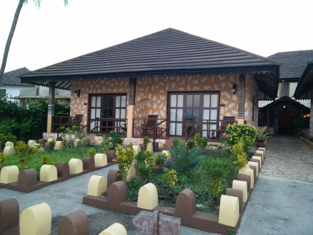 Arabian Nights Hotel ปาเยอ ภายนอก รูปภาพ