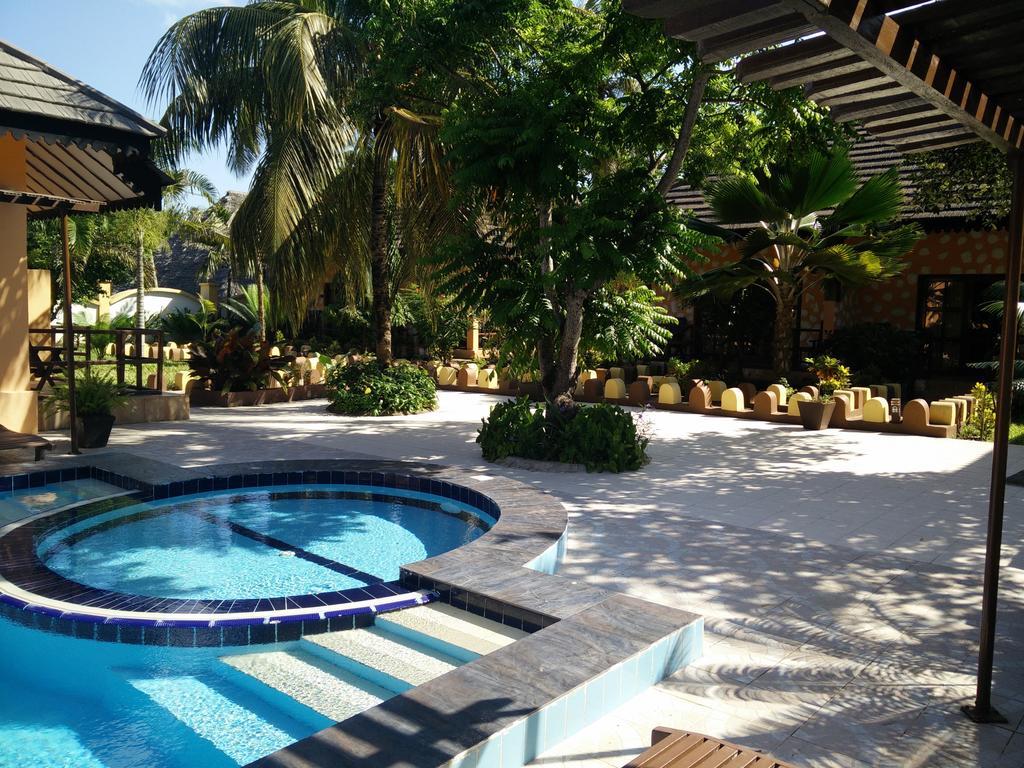 Arabian Nights Hotel ปาเยอ ภายนอก รูปภาพ