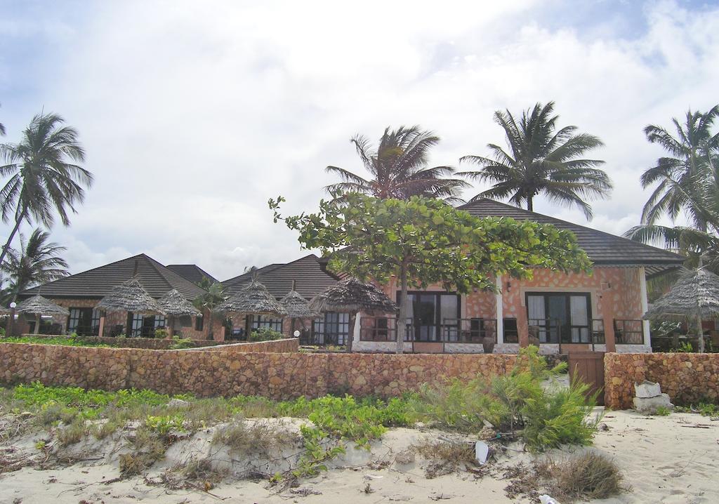 Arabian Nights Hotel ปาเยอ ภายนอก รูปภาพ