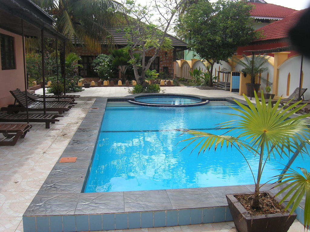 Arabian Nights Hotel ปาเยอ ภายนอก รูปภาพ