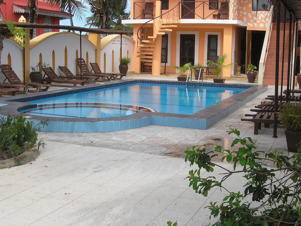 Arabian Nights Hotel ปาเยอ ภายนอก รูปภาพ