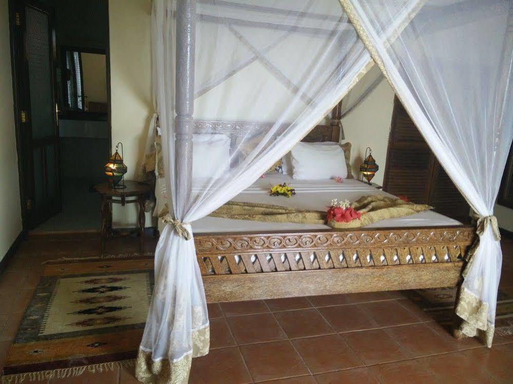 Arabian Nights Hotel ปาเยอ ภายนอก รูปภาพ
