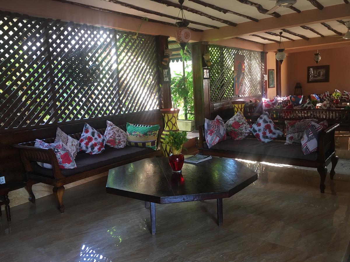 Arabian Nights Hotel ปาเยอ ภายนอก รูปภาพ