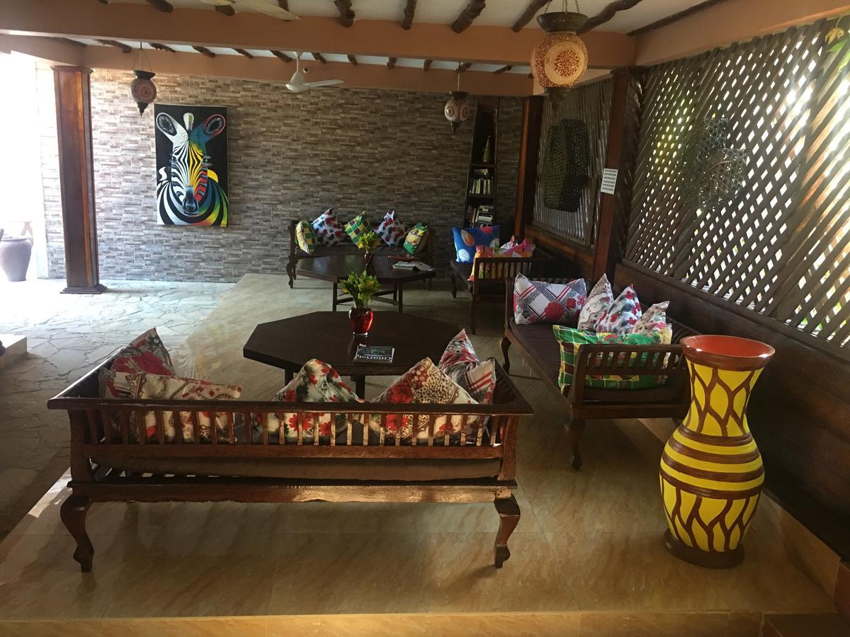 Arabian Nights Hotel ปาเยอ ภายนอก รูปภาพ