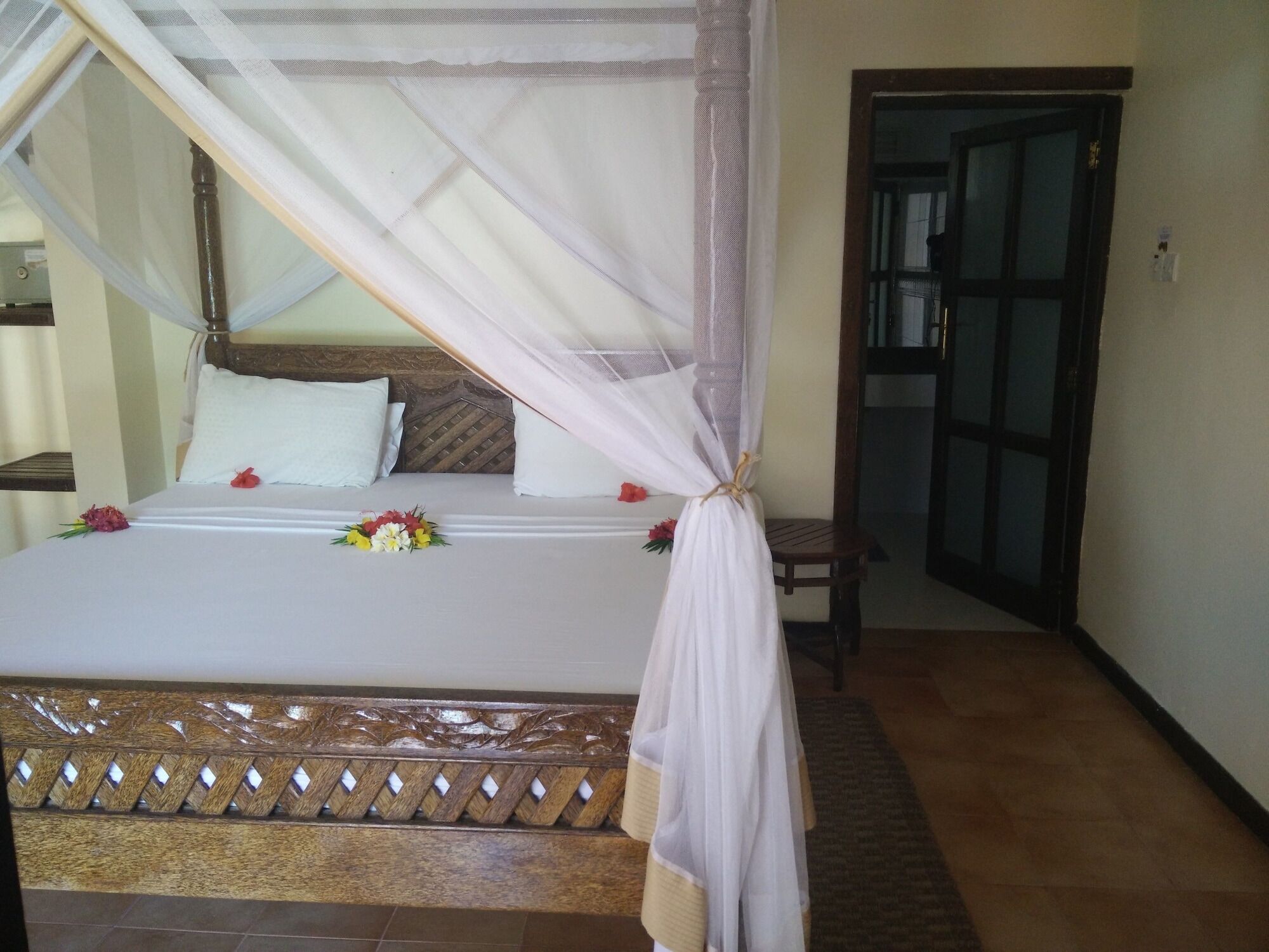 Arabian Nights Hotel ปาเยอ ภายนอก รูปภาพ